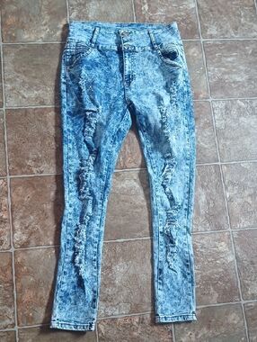 GUC Benava Acid Wash Distressed Embellished Stretchy Skinny Jeans Size 15
